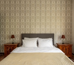 Люкс в Утомленные Солнцем