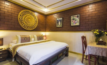 Номер Standard с балконом в Irawadee Resort