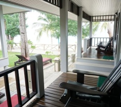 Двухместный номер Deluxe с видом на море двуспальная кровать в Lamai Inn 99 Bungalows