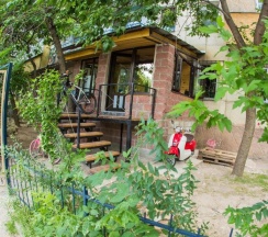Кровать в общем номере (мужской номер) в Loco Hostel