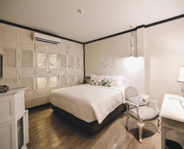 Двухместный номер Montha без окна двуспальная кровать в The Raweekanlaya Hotel Bangkok