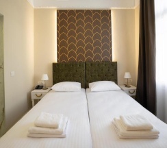 Двухместный номер Deluxe двуспальная кровать в Modern Luxury Hotel