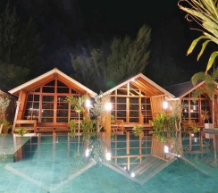 Двухместный номер Standard с видом на бассейн 2 отдельные кровати в Wah Resort Gili Trawangan