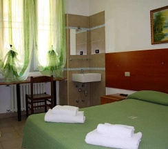 Номер Standard в Hotel Adelchi