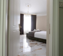 Люкс Deluxe в Modern Luxury Hotel