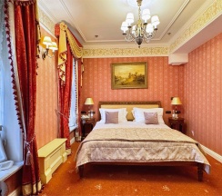 Улучшенный номер без вида (внутренний двор или мансарда) в Taleon Imperial Hotel