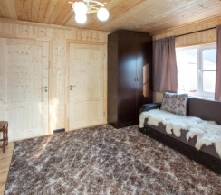 Номер Deluxe в Берлога 09