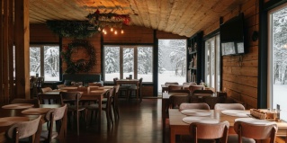 Манжерок: Турбаза Таёжник