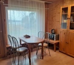 3-х комнатный номер с видом на озеро в Авиаретро