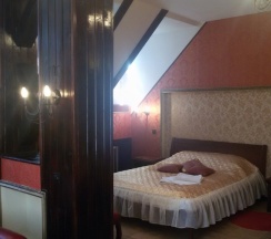 Двухместный люкс двуспальная кровать в У домика Петра