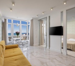 Апартаменты люкс #13 в Sun Apartments ЖК Москва Апарт