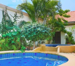 Вилла Superior с 2 комнатами с красивым видом из окна в Tortuga Villas Pattaya