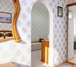 Люкс в Утомленные Солнцем