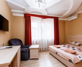 Номер стандарт с 1 двуспальной кроватью в Лоза