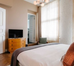 Апартаменты с 3 комнатами в Soho House Berlin
