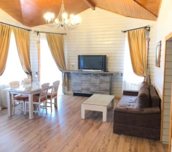 Дом 1 с баней в Охотничий клуб