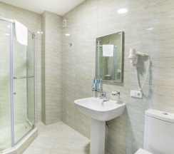 Двухместный номер Standard 2 отдельные кровати в Royal Petrol Hotel