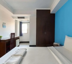 Четырёхместный номер Economy двухъярусная кровать в Thapae60 Mini Hotel