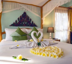 Двухместная вилла Deluxe Garden (двуспальная кровать) в Chawengburi Resort