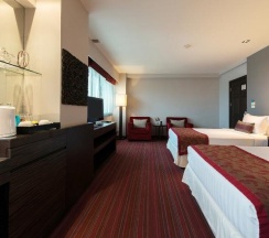 Двухместный семейный номер Standard 2 отдельные кровати в A-One Bangkok Hotel