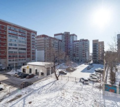 Апартаменты c 1 комнатой с балконом в BedAndRest