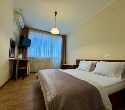 Стандартный двухместный номер с 1 кроватью или 2 отдельными кроватями в Эдельвейс