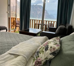 Трехместный Домик с раздельными кроватями в Горное озеро