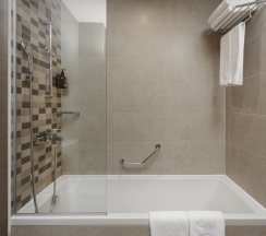 Номер Classic с 2 односпальными кроватями в Панорама by Mercure Красная Поляна