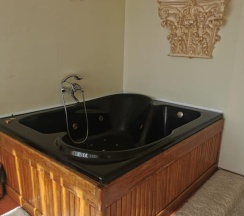 Двухместный номер Comfort с балконом двуспальная кровать в Лесная поляна