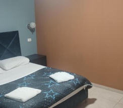 Двухместный номер Large двуспальная кровать в Laguardia Hotel