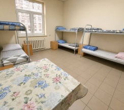 Койко-место в женском номере на 8 человек в Гарант