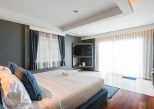 Номер Deluxe с балконом и с видом на океан в Sea Room's at Patong