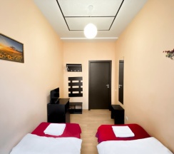 Двухместный номер с 2 отдельными кроватями в Babushka House