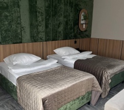 Джуниор сюит (Junior Suite) с двумя кроватями в Бира