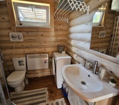 Коттедж с красивым видом из окна в Lякабанья