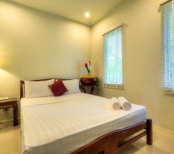 Двухместная вилла двуспальная кровать в Sun Paradise Villas Karon