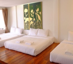 Номер Standard с балконом в Fah Talay Resort