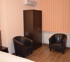 Двухместный номер Standard с балконом 2 отдельные кровати в Bon Bon Hotel