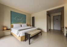 Двухместный номер Standard с балконом в TIRAS Patong Beach Hotel