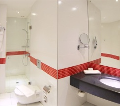 Двухкомнатный люкс в Avenue Park Hotel