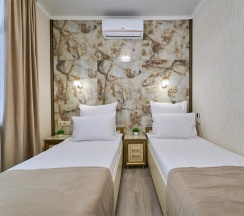 Стандарт улучшенный в Амбассадор