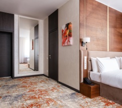 Двухместный полулюкс Superior с красивым видом из окна двуспальная кровать в GRAND MILDOM HOTEL