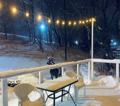 Сфера с террасой и камином в Клевер