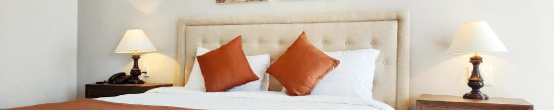 Двухместный номер Deluxe двуспальная кровать в Amia Hotel