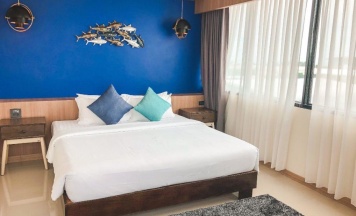 Одноместный полулюкс с видом на город двуспальная кровать в The Sixteenth Naiyang Beach Hotel