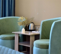 №10. Семейный номер с двуспальной кроватью и видом на Байкал в Прибой