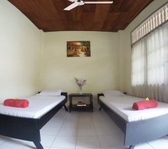 Номер Superior с балконом в Bali Manik Beach Inn