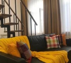 Loft Lux White Апартаменты (1 двуспальная кровать + 1 большой диван) 2+3 человека в Loft&Home Apartments