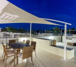 Семейная вилла с балконом и с красивым видом из окна в Отель The Oriental Beach Pearl