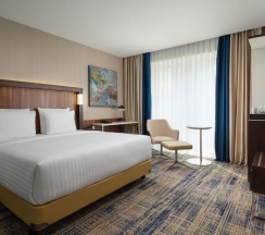 Люкс Senior с видом на город в Courtyard by Marriott Tashkent